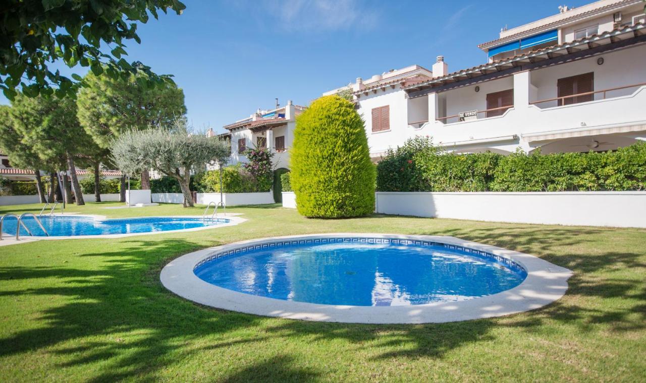 R17 Casa MERCÉ RODOREDA Calafell Exterior foto