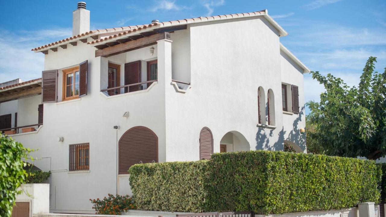 R17 Casa MERCÉ RODOREDA Calafell Exterior foto